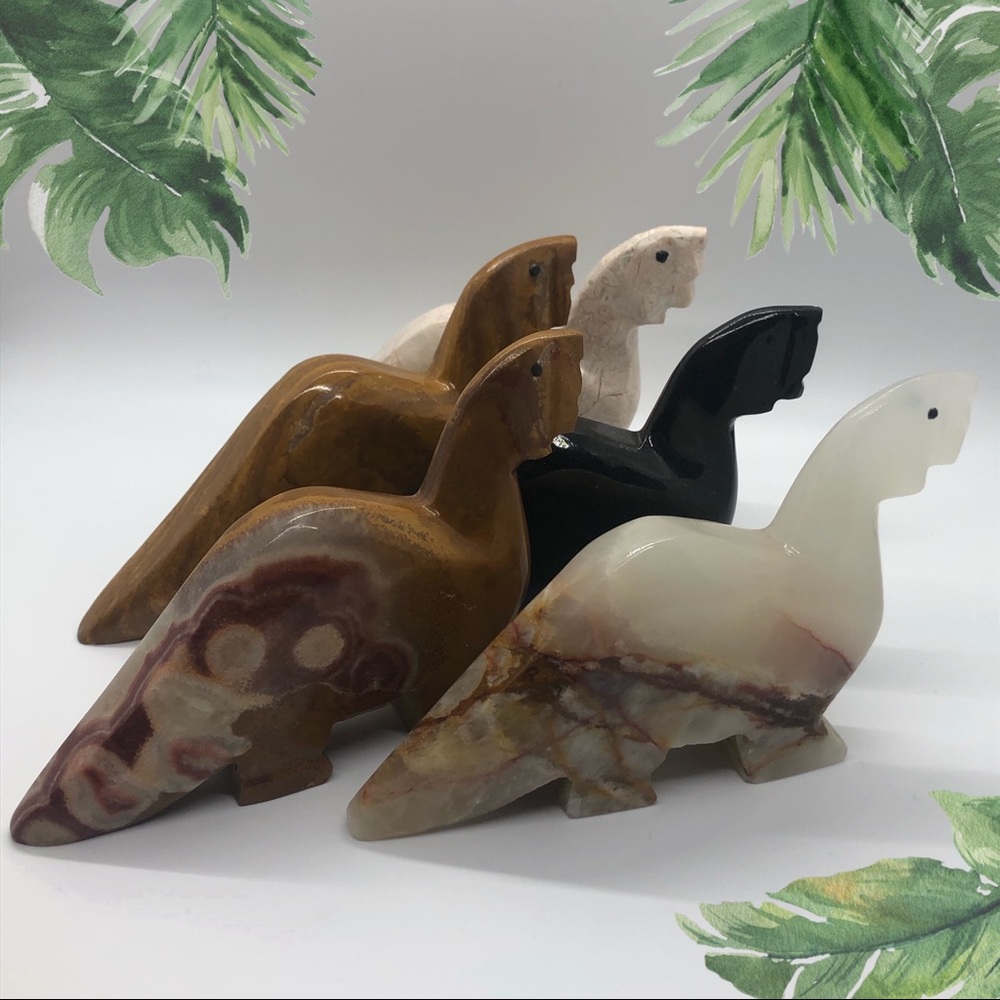 Onyx dinosaur! NWOT - Picture 1 of 5